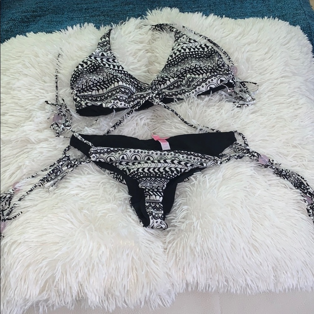 BRAND NEW SWIMSUIT SET